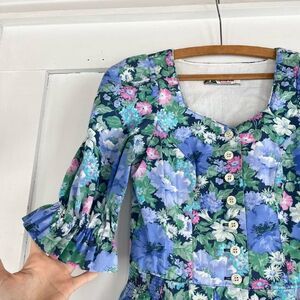 Beautiful Vintage Floral Cotton Austrian Dirndl Cottage Dress 0 2 4 XS Womens